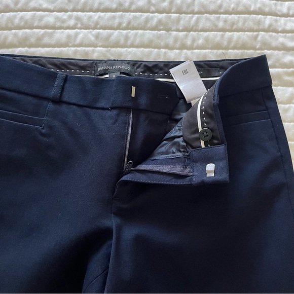 Banana Republic Women's Navy Sloan Pants - Size 8 - Picture 7 of 7